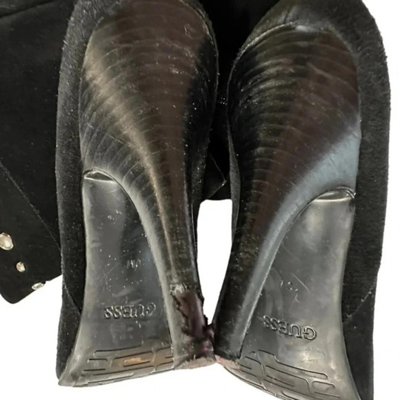 Guess Nerina 10M black suede silver studded 4.5" heeled boots w/ side zipper - Picture 10 of 10